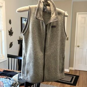 Patagonia Vest. Very good condition. Deep interior pockets.